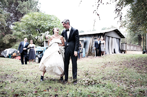 Texas Wedding by Clint Shuttlesworth: Rain Couldn't Dampen the Joy!