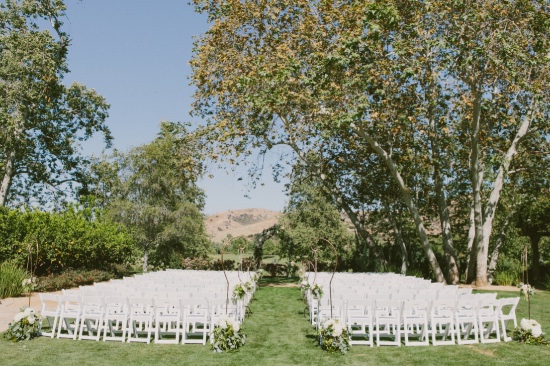 lovely-and-lush-romantic-wedding