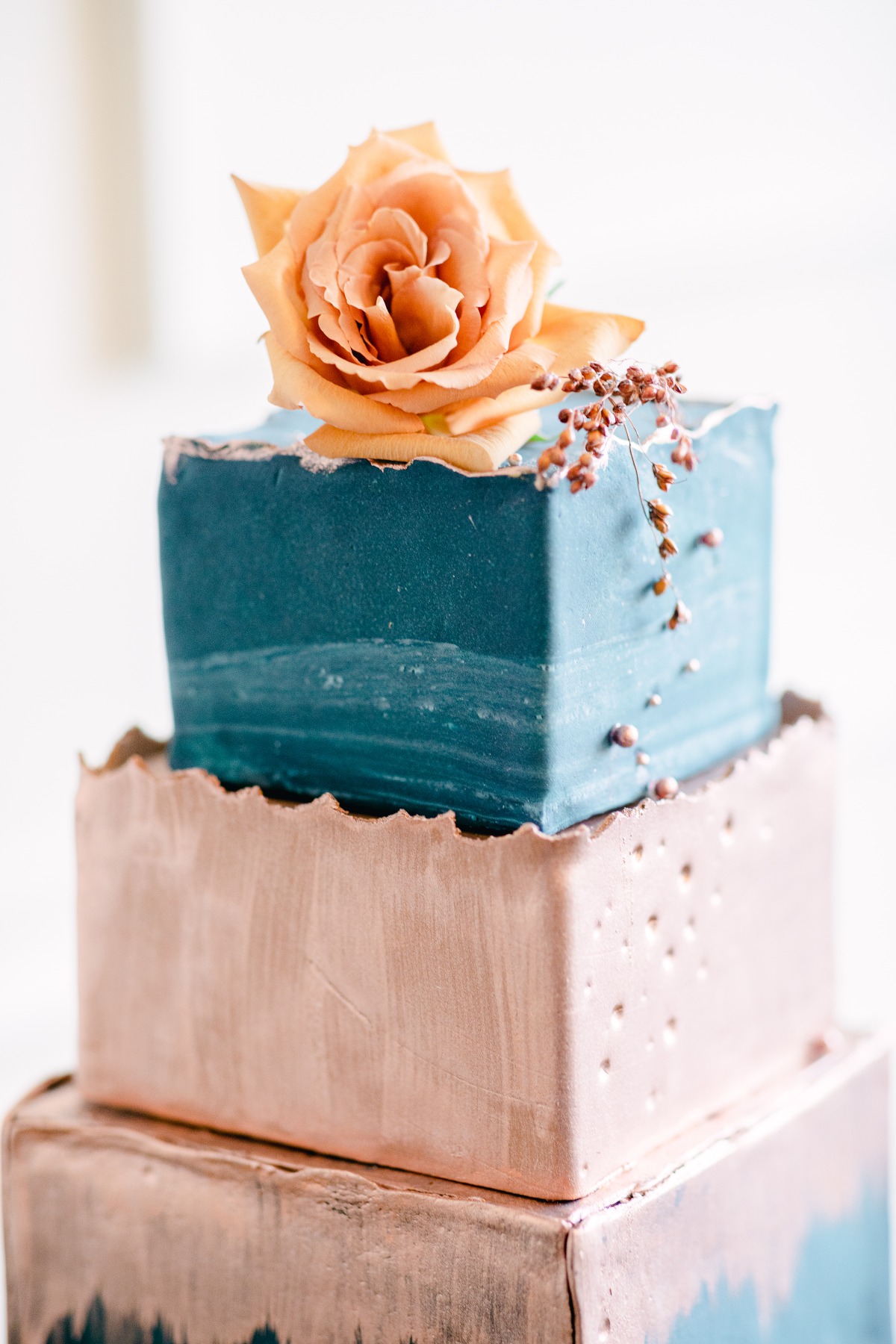 This Modern Fall Wedding Inspiration In Portland Brings Terracotta Blue to the Table[scape]